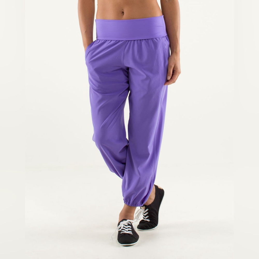 Lululemon Om Pant Commuter Denim High or Low Rise Power Purple 25” size 2